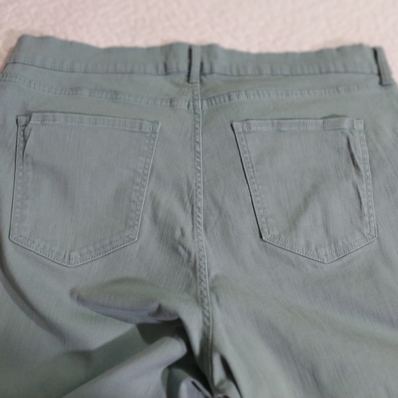 Code Bleu Women's Capri 18W Blue Jeans 100%Cotton - Picture 2 of 13